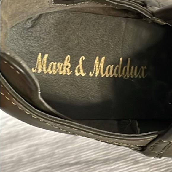 Mark and Maddux booties ,size 6. - Picture 6 of 8
